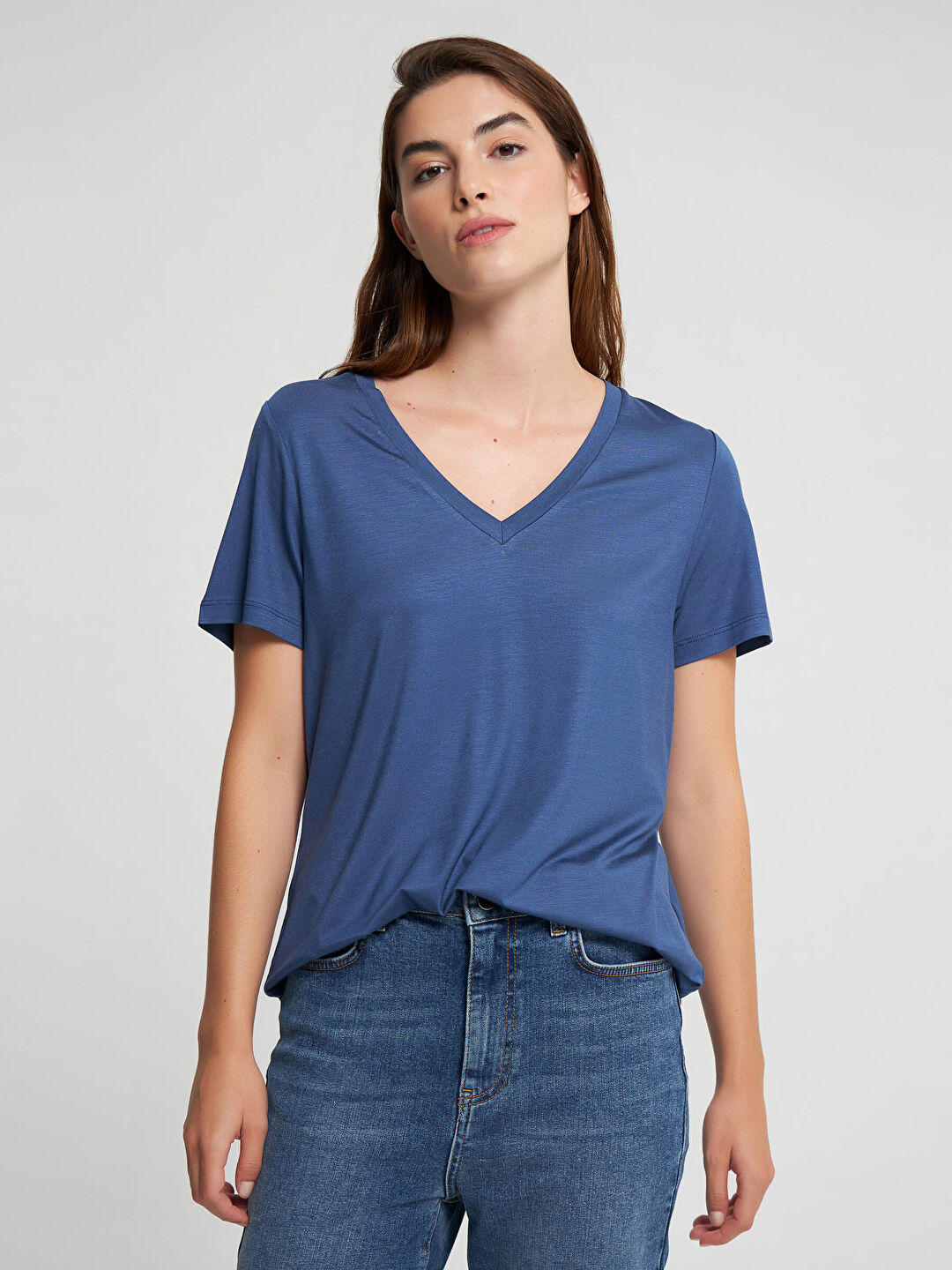 V Yaka Kısa Kol T-Shirt 65027