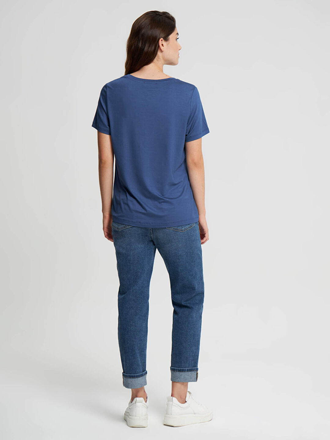 V Yaka Kısa Kol T-Shirt 65027