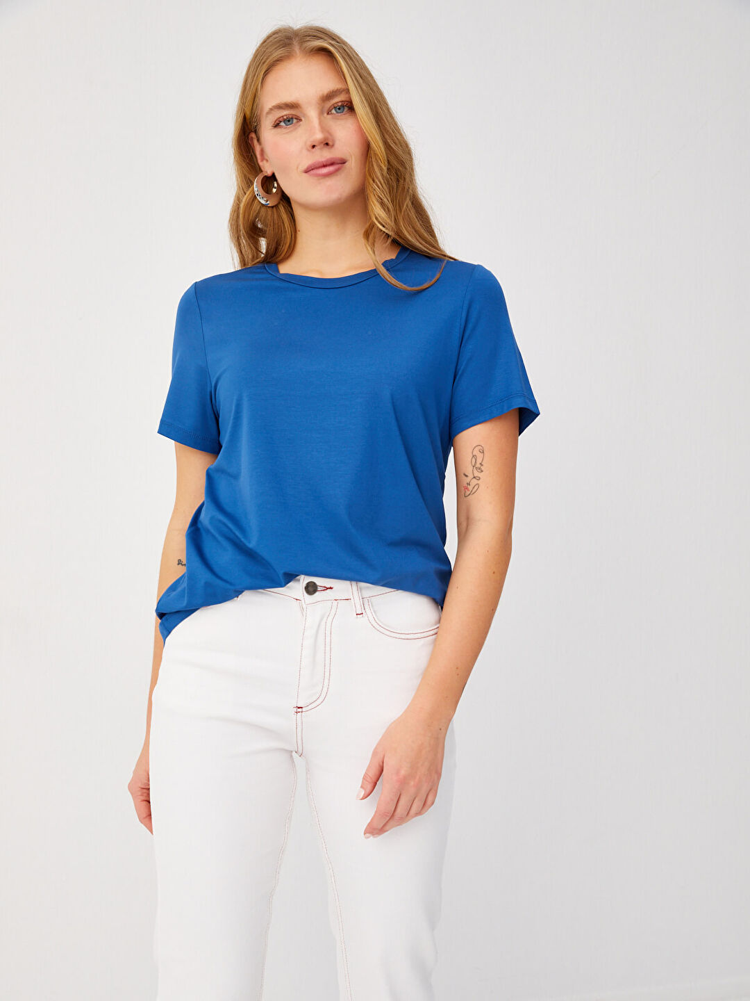Yuvarlak Yaka Kısa Kol T-Shirt 68028
