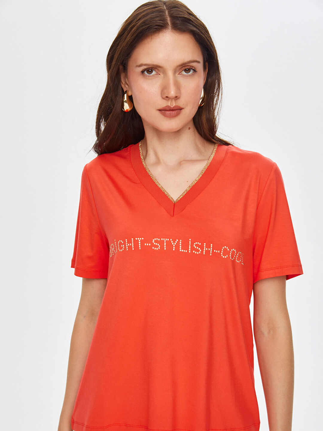 Simli Triko Yakalı Taş Sloganlı V Yaka T-Shirt 68646