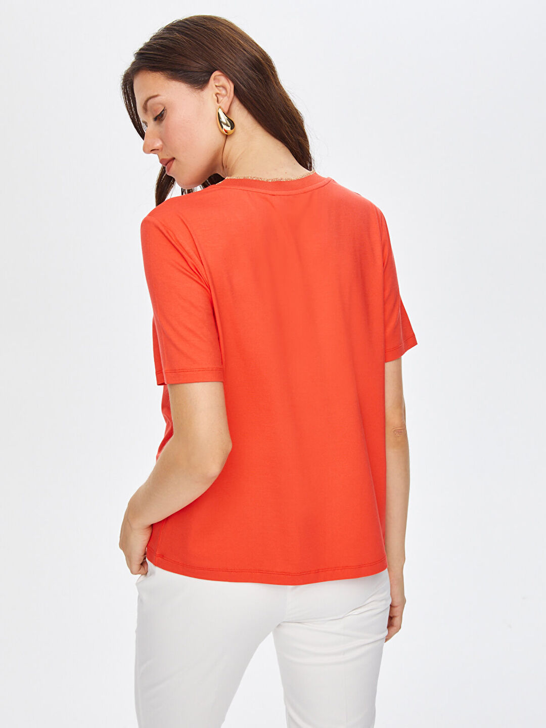 Simli Triko Yakalı Taş Sloganlı V Yaka T-Shirt 68646