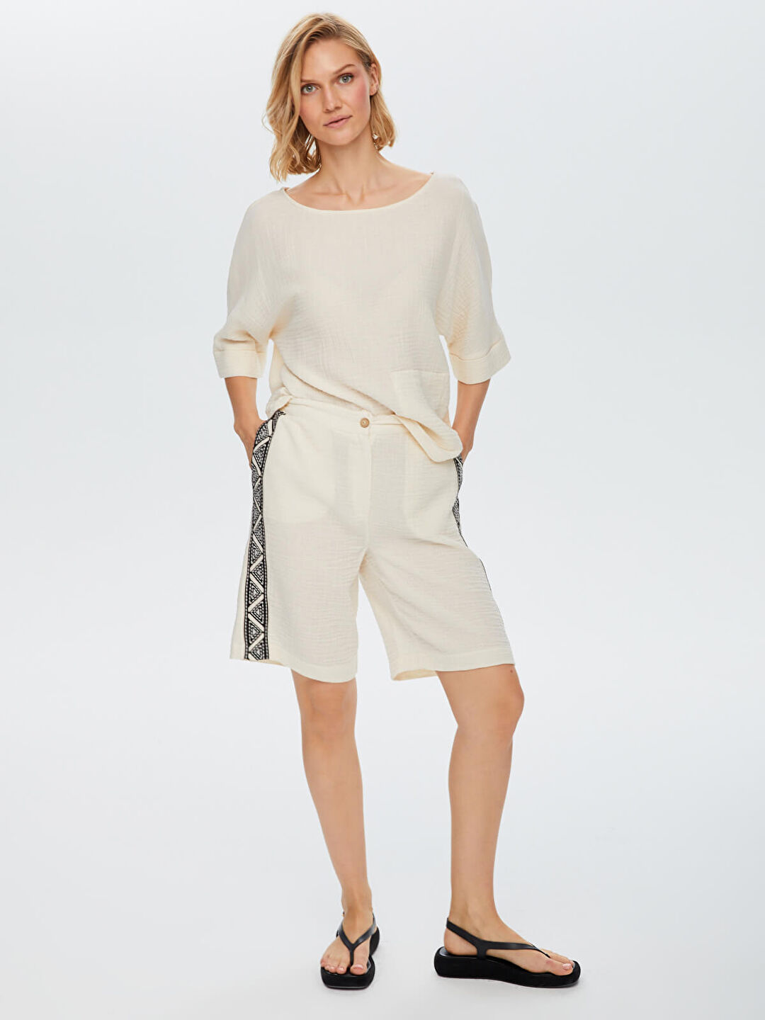 Shorts - 68809