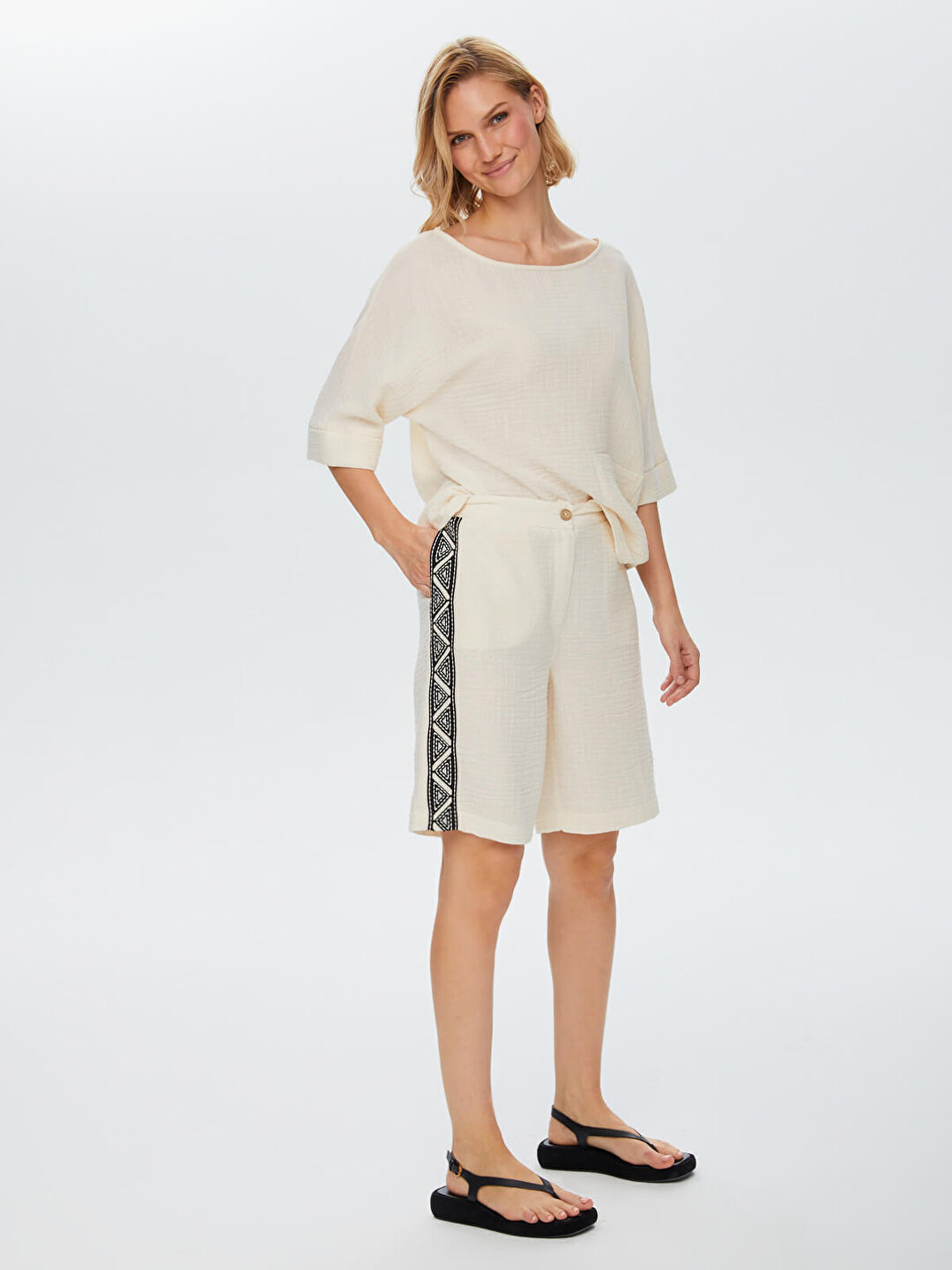 Shorts - 68809